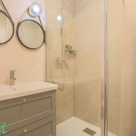 Romy's Rooms, Charming T3 Center Apartamento